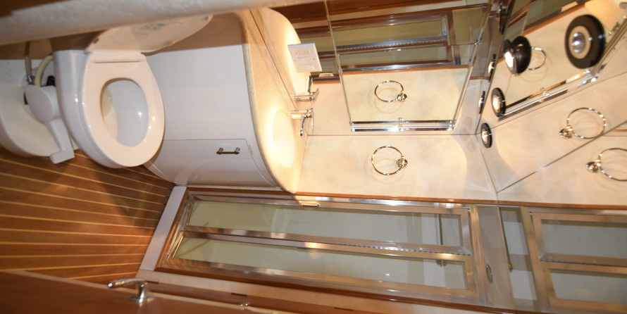 Hatteras GT45X Flybridge