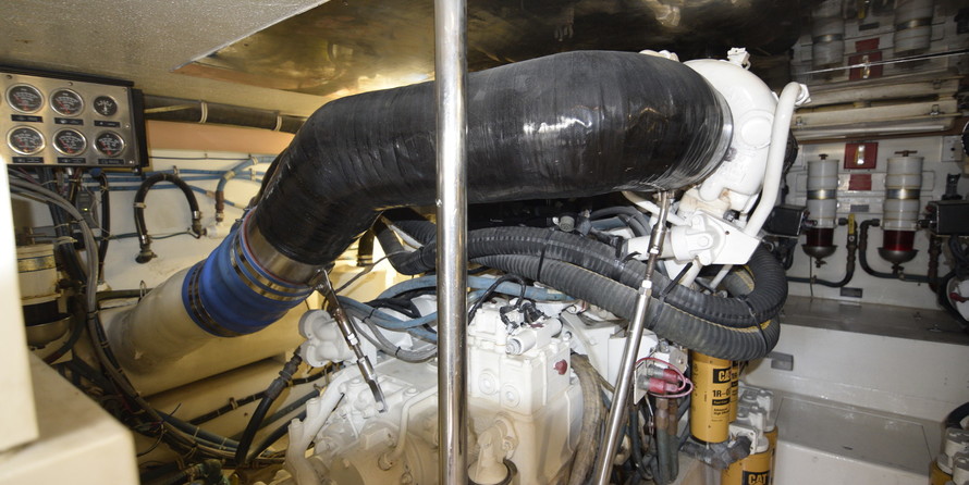 Hatteras GT45X Flybridge