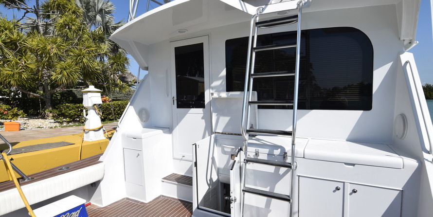 Hatteras GT45X Flybridge