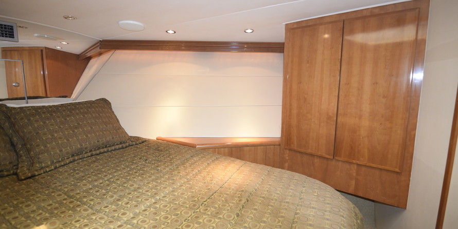 Hatteras GT45X Flybridge