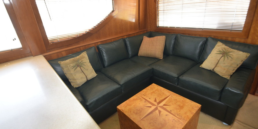 Hatteras GT45X Flybridge