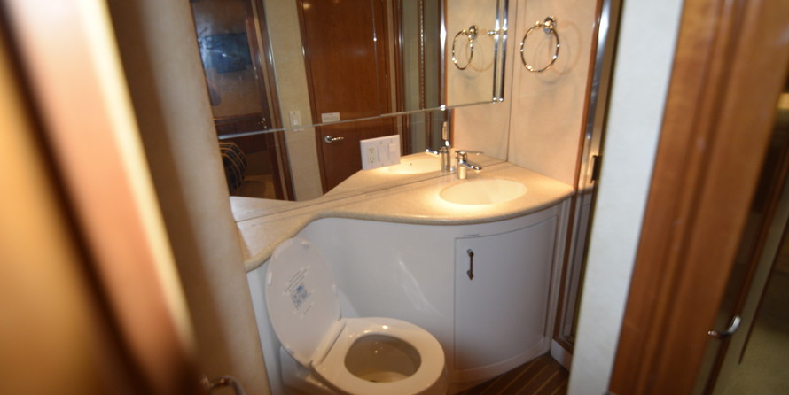 Hatteras GT45X Flybridge