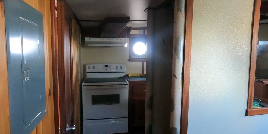 Commercial 70' x 19.5' Ex US Army Harbor