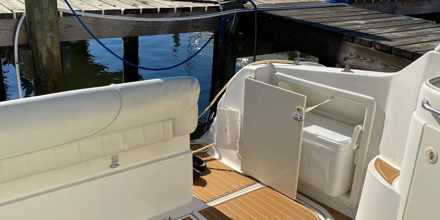 Monterey 30’ Cruiser