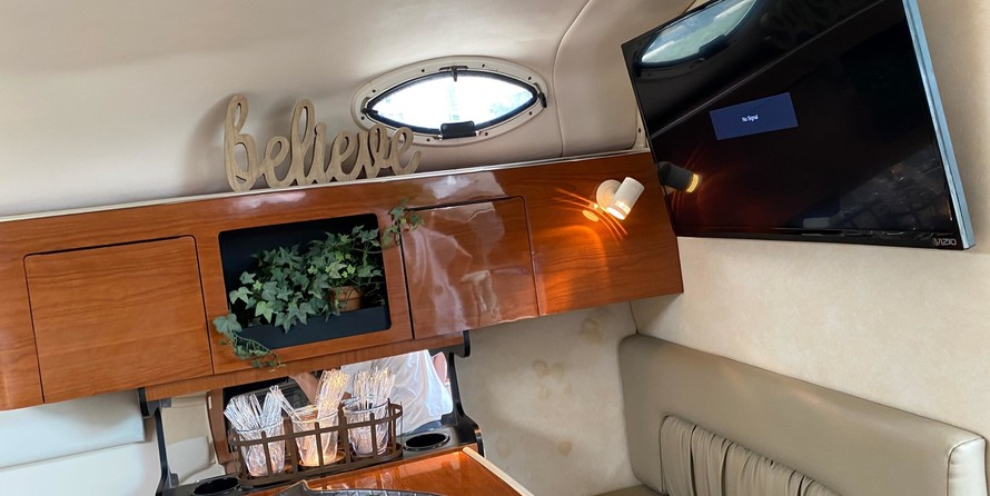 Monterey 30’ Cruiser