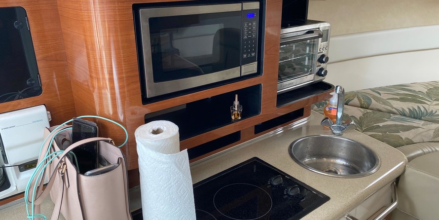 Monterey 30’ Cruiser