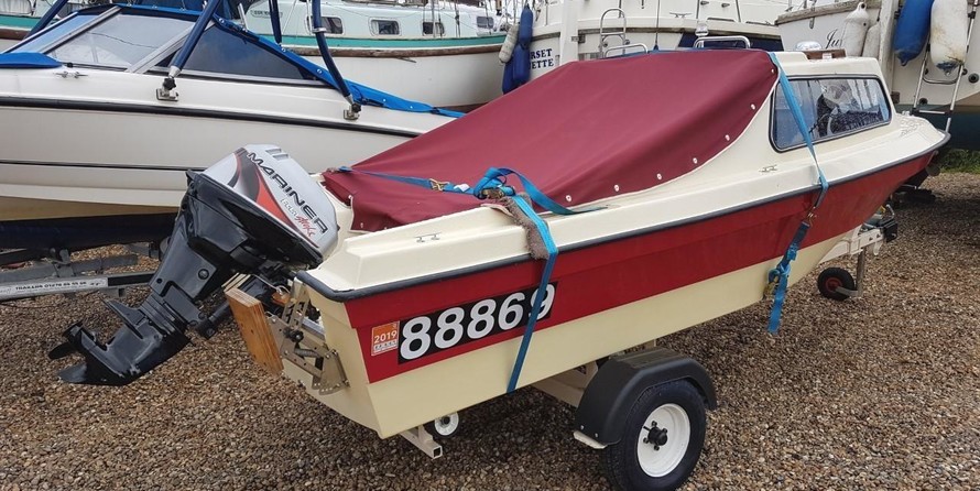 Custom Cabin Cruiser 20 (sold)