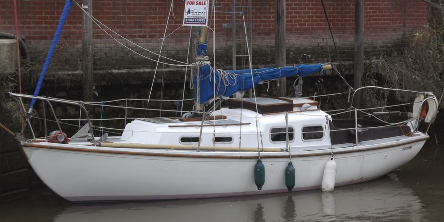 Custom Halcyon 27 (available)