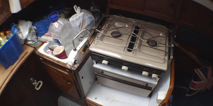 Custom Halcyon 27 (available)