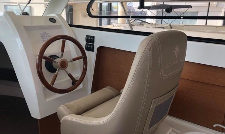 Jeanneau Merry Fisher 645