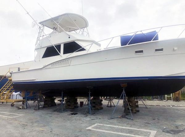 Hatteras 77 Convertible
