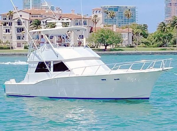Hatteras 77 Convertible