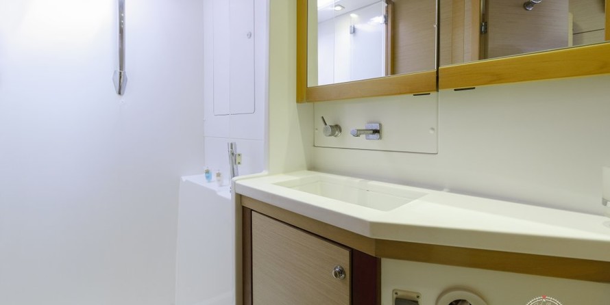 Lagoon 450