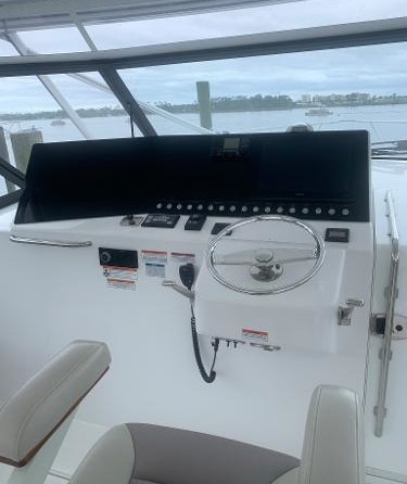 Cabo 41 Express cruiser