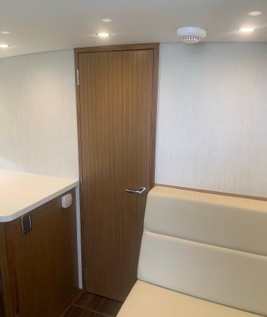 Cabo 41 Express cruiser