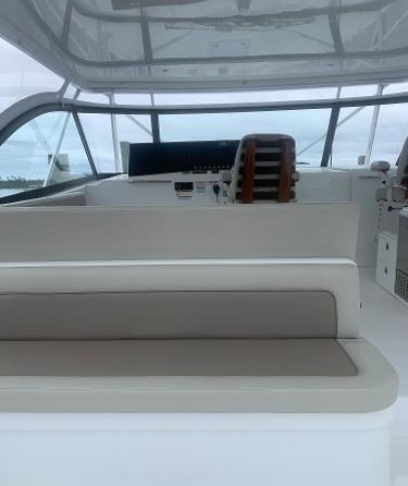 Cabo 41 Express cruiser