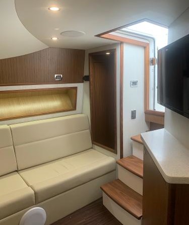 Cabo 41 Express cruiser