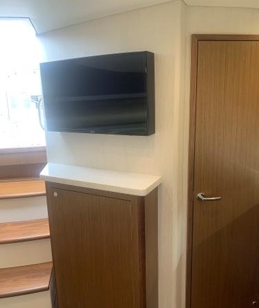 Cabo 41 Express cruiser