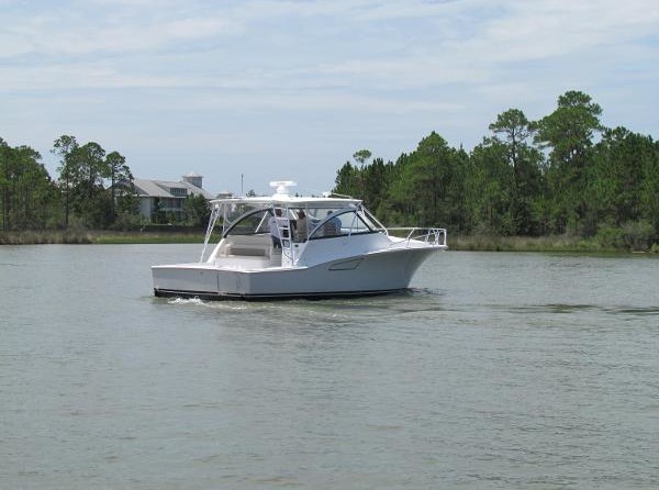Cabo 41 Express cruiser