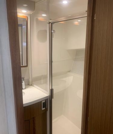 Cabo 41 Express cruiser