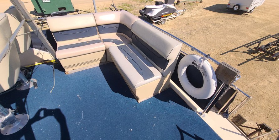 Chris-Craft Catalina 381