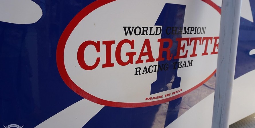 Cigarette Top Gun