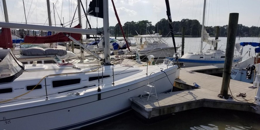 Marlow-Hunter 38