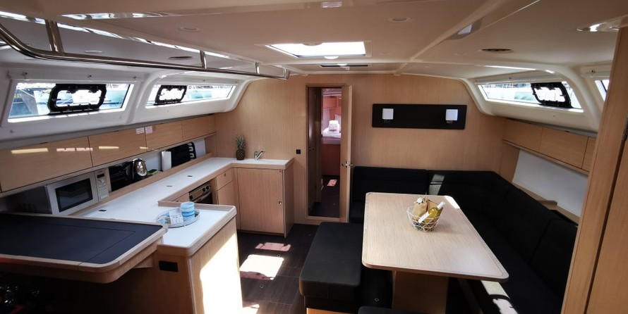 Bavaria Cruiser 51