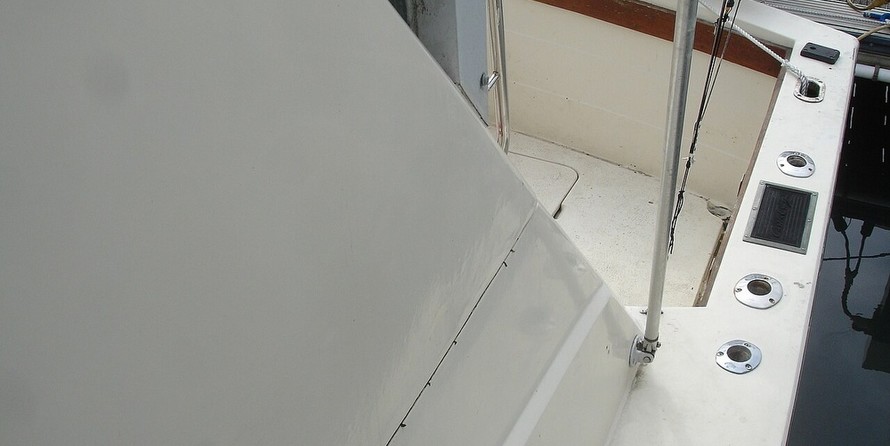 Chris-Craft 36 Commander