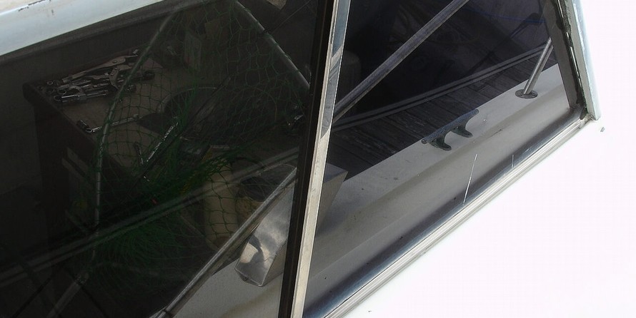 Chris-Craft 36 Commander