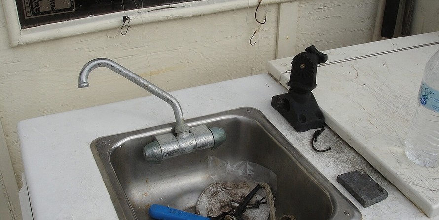 Chris-Craft 36 Commander