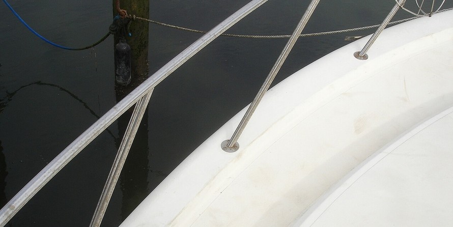 Chris-Craft 36 Commander