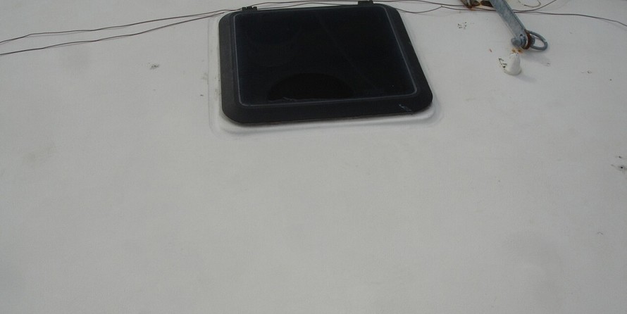 Chris-Craft 36 Commander