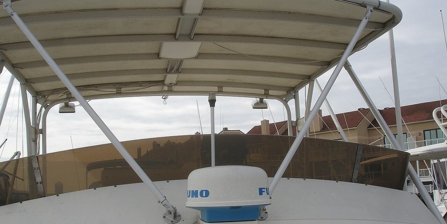 Chris-Craft 36 Commander