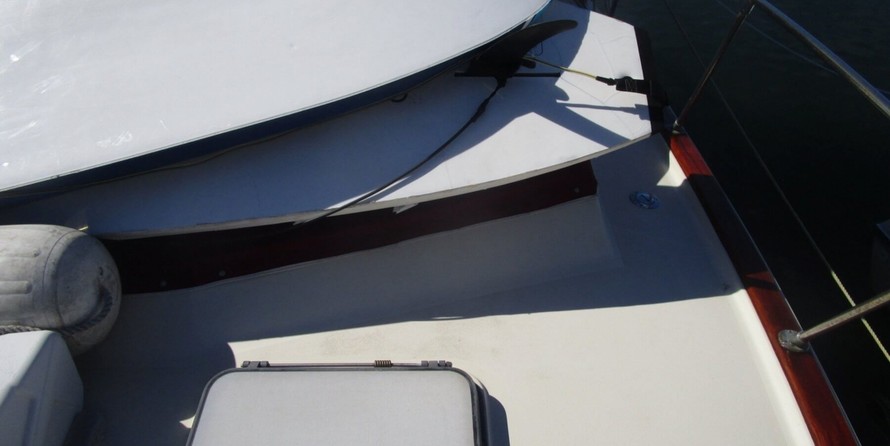 Trojan 36 Flybridge Convertible