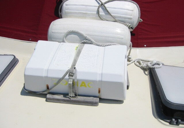 Trojan 36 Flybridge Convertible