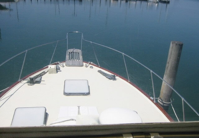 Trojan 36 Flybridge Convertible