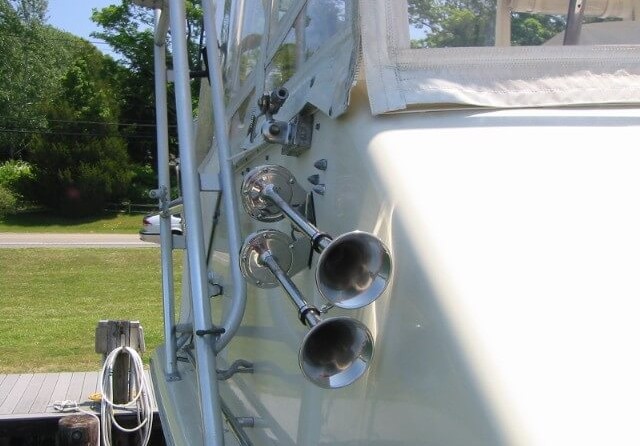 Trojan 36 Flybridge Convertible