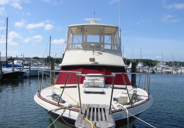 Trojan 36 Flybridge Convertible