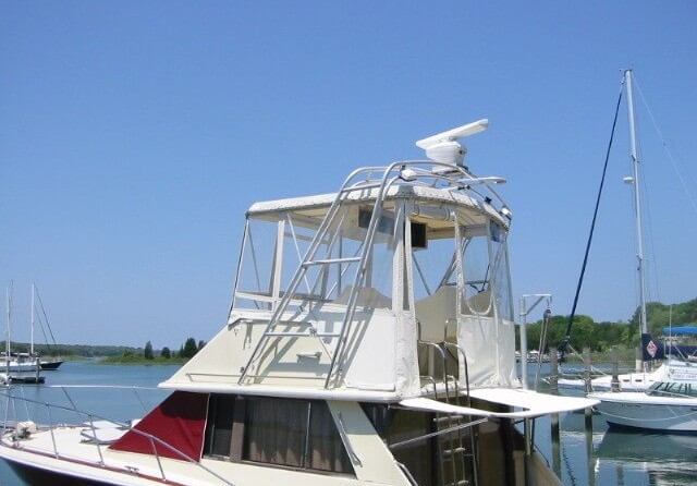 Trojan 36 Flybridge Convertible