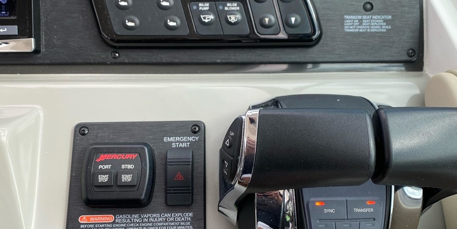 Sea Ray 370 Sundancer