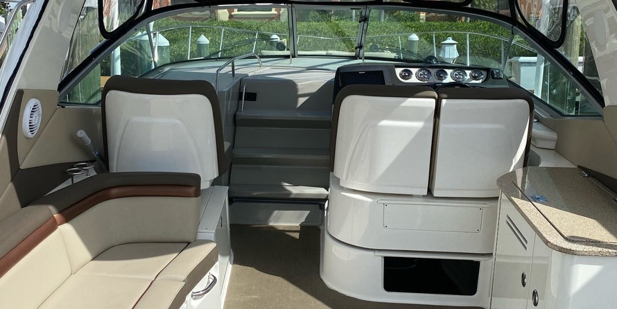 Sea Ray 370 Sundancer