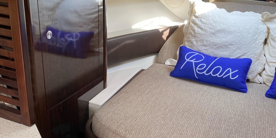 Sea Ray 370 Sundancer