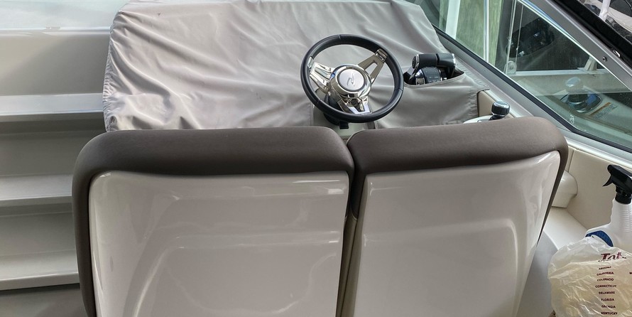 Sea Ray 370 Sundancer