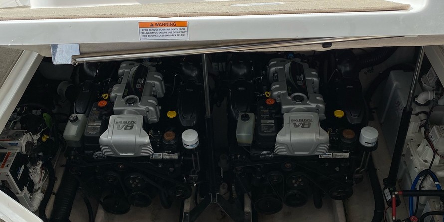 Sea Ray 370 Sundancer