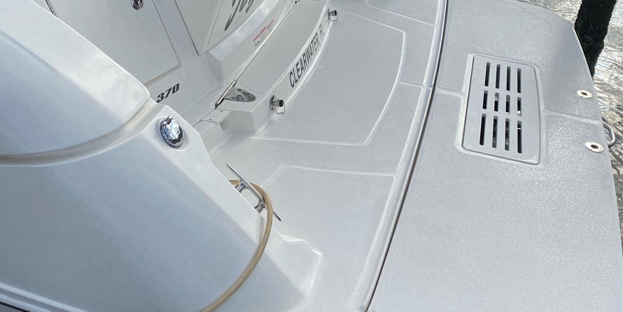 Sea Ray 370 Sundancer