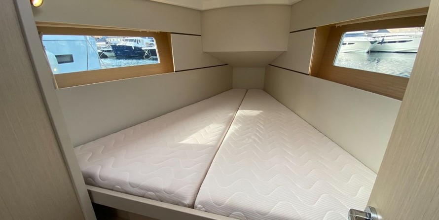 Beneteau Oceanis 35.1