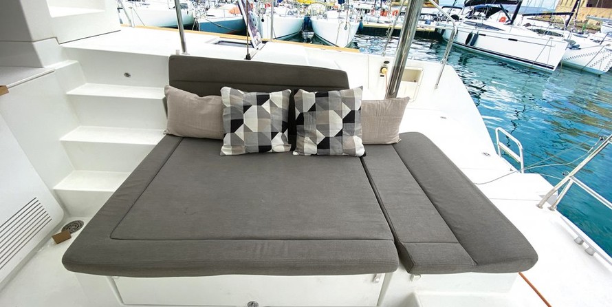 Lagoon 450