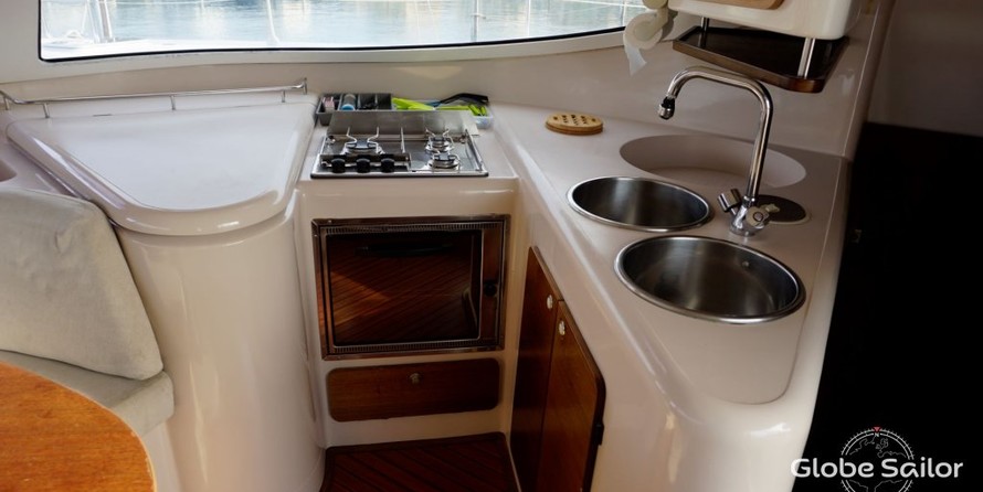Fountaine Pajot Athena 38