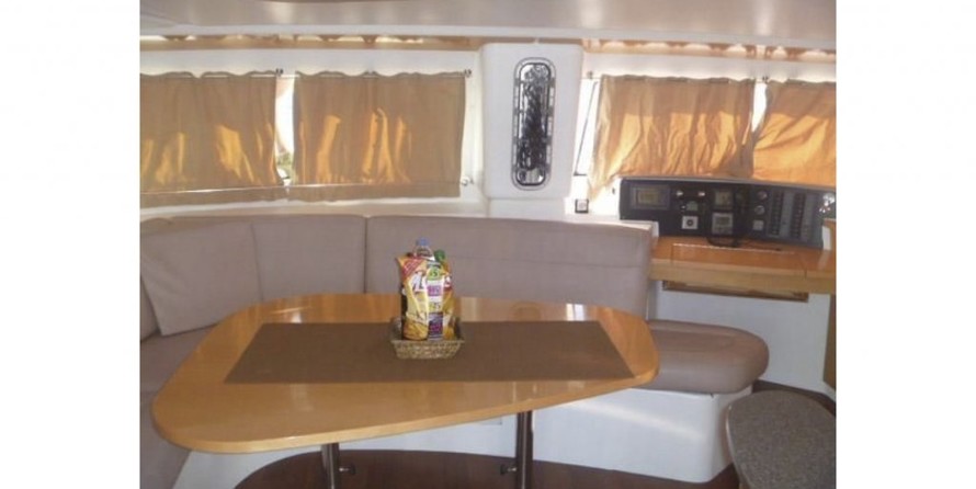 Fountaine Pajot Orana 44